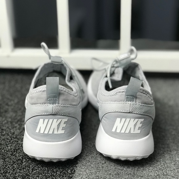 NWT Nike Juvenate Wolf w/Grey WMNS - Picture 4 of 8